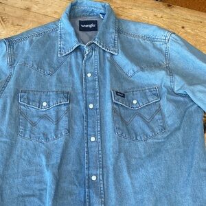 Wrangler Light Blue Western Shirt chambray